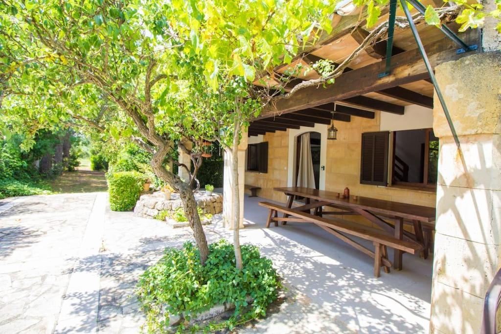 Vakantiehuis Charming With A/c And Wifi
