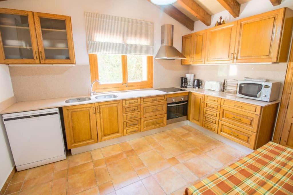 Charming With A/c And Wifi Vakantiehuis