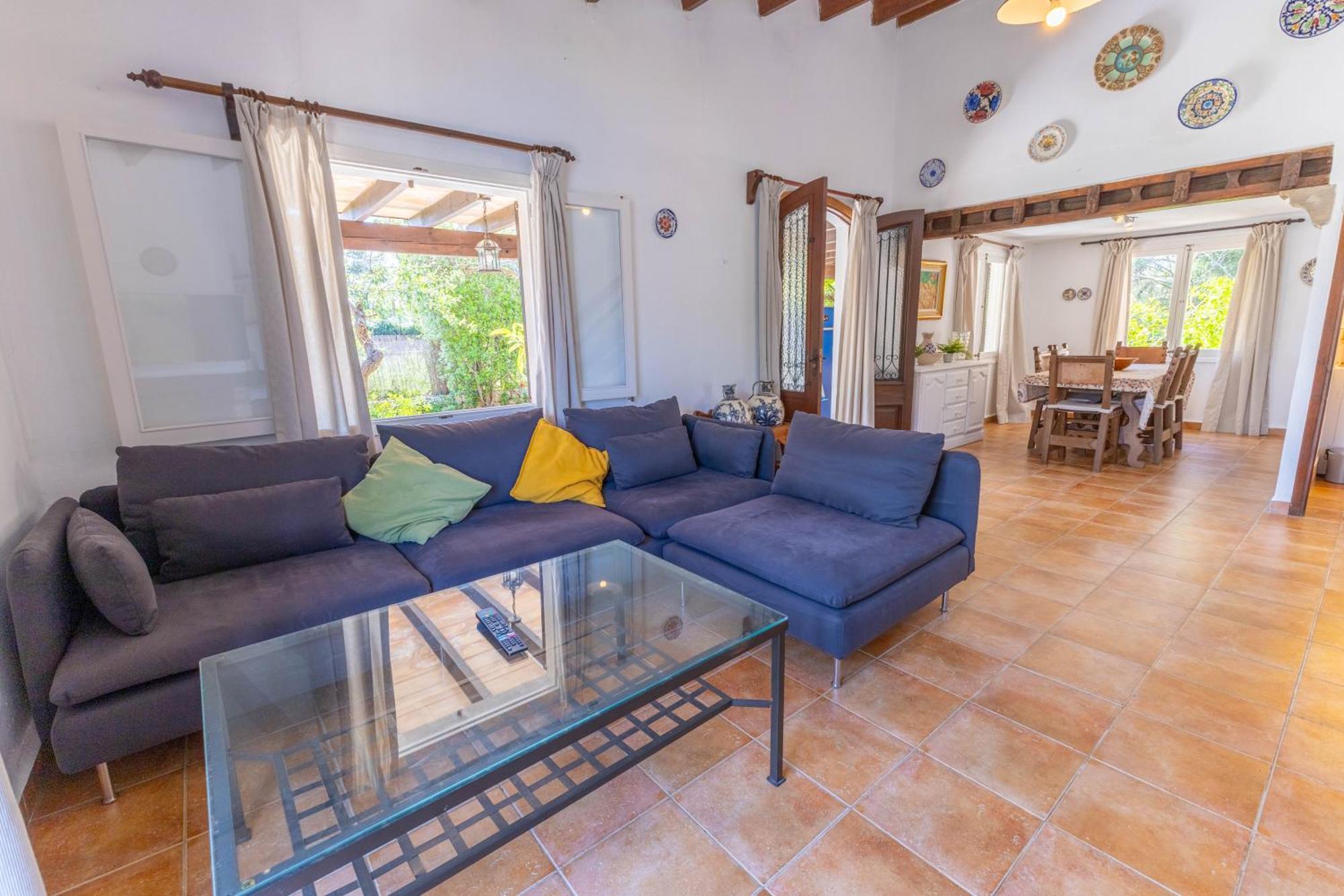 Vakantiehuis Charming With A/c And Wifi *